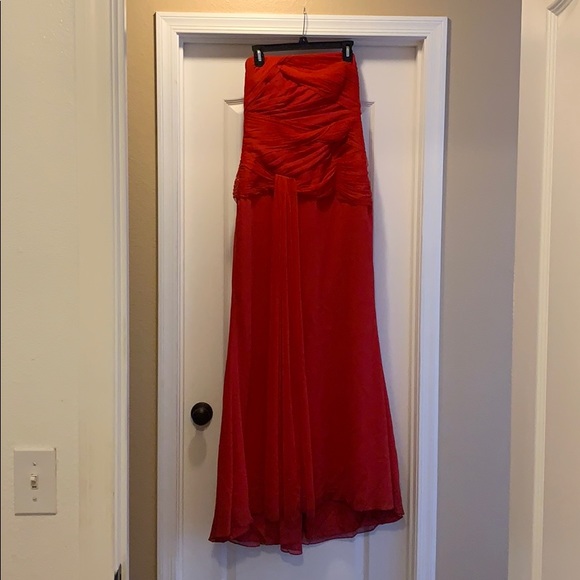BEAUTIFUL RED VERA WANG DRESS SIZE 10 - Picture 2 of 3